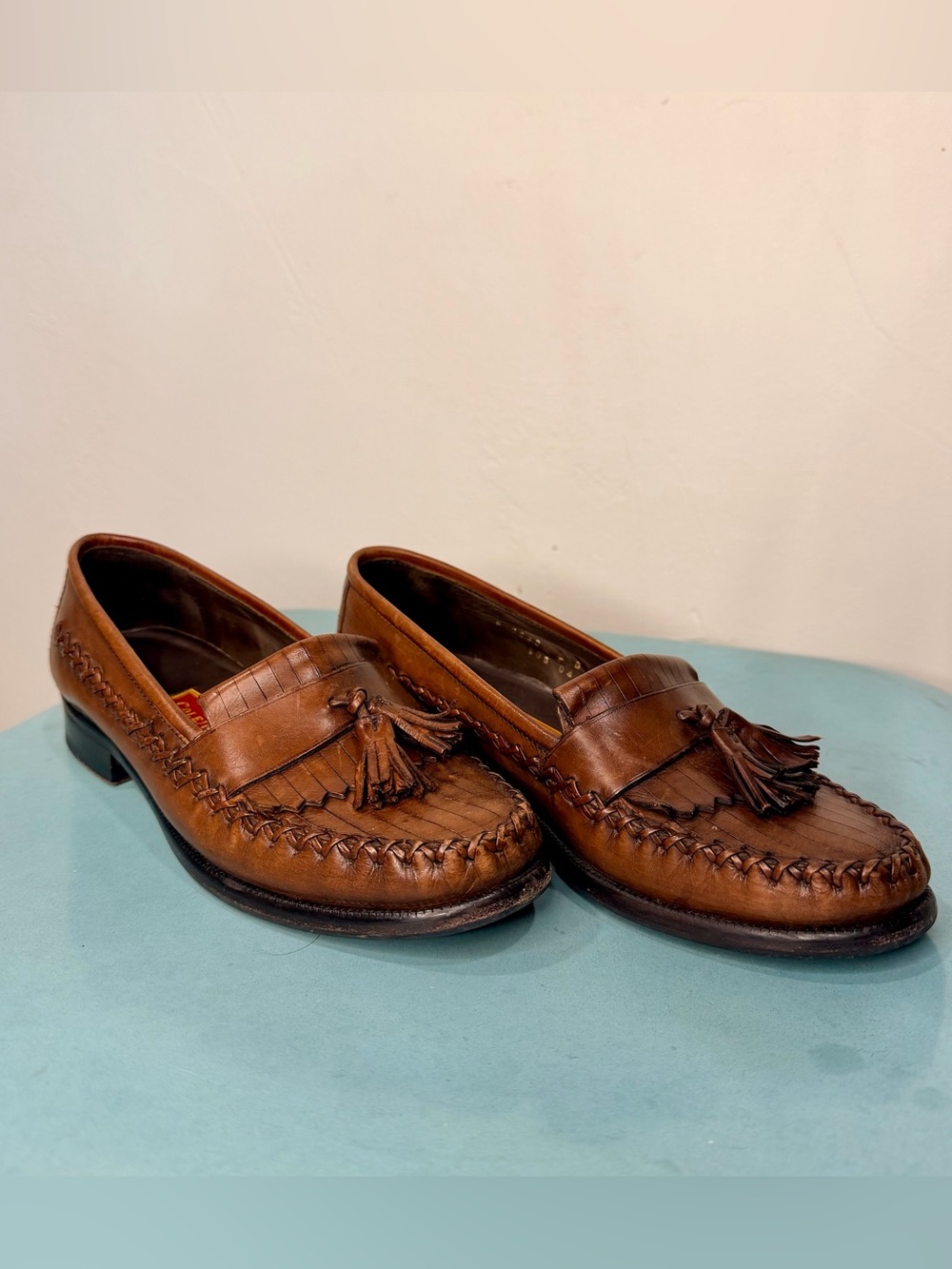 Cole Han Country brown woven leather classic tassel loafer. Leather size 6B